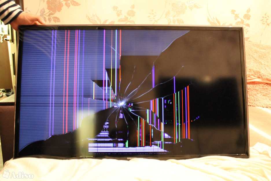 Трещина на матрице телевизора фото