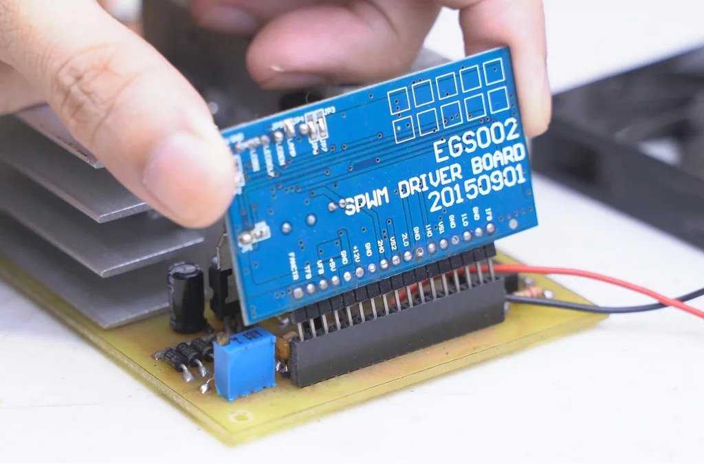 Инвертор pure sine wave на базе контроллера eg8010 (модуль egs002). чистый синус 220v из аккумулятора